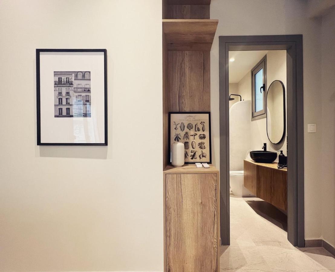 Luxurious Wooden Detail Flat In City Center Chalkís Eksteriør bilde