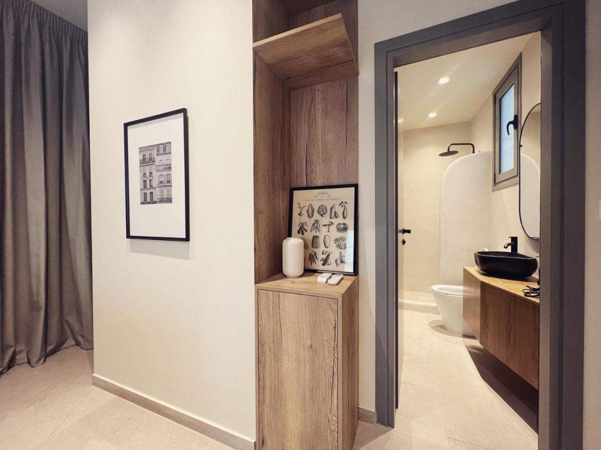 Luxurious Wooden Detail Flat In City Center Chalkís Eksteriør bilde