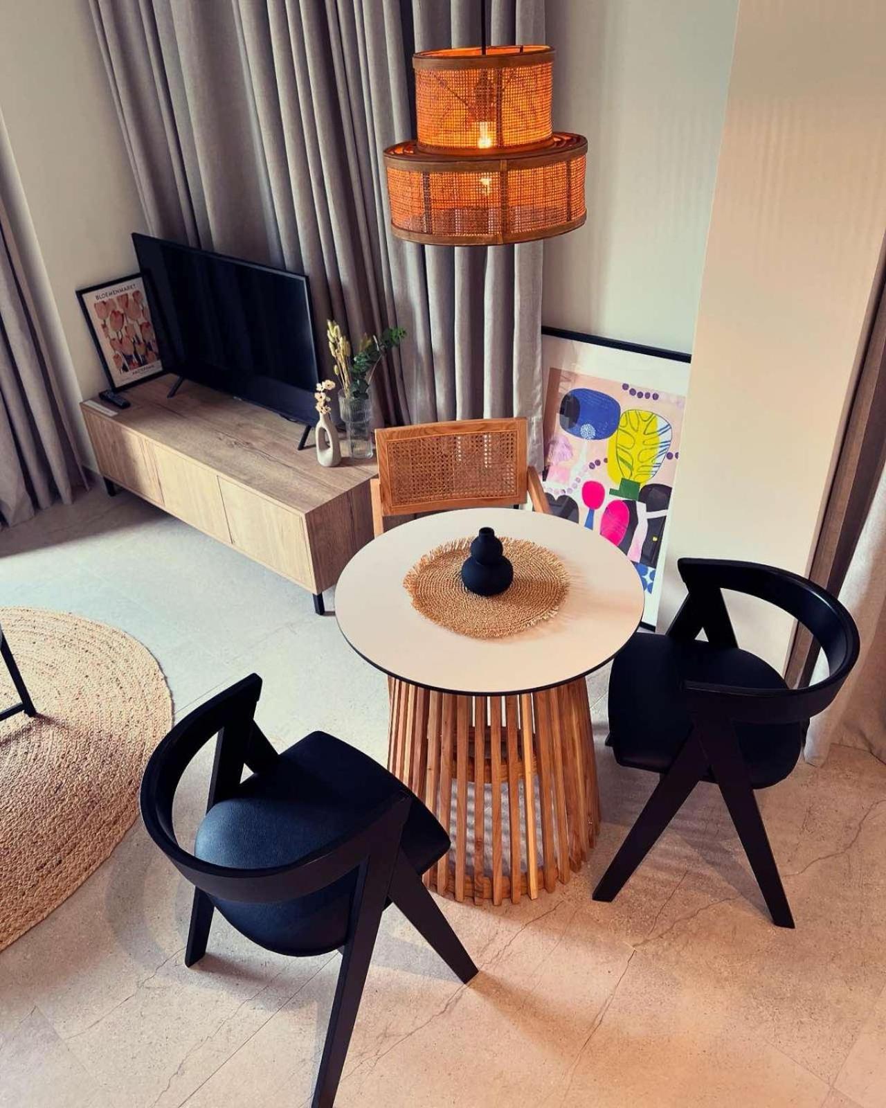 Luxurious Wooden Detail Flat In City Center Chalkís Eksteriør bilde